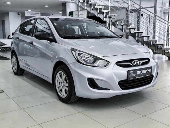 Hyundai Solaris I с пробегом 2012 года, цена 530 000 рублей, 255363 км, хэтчбек, Автокод Объявления