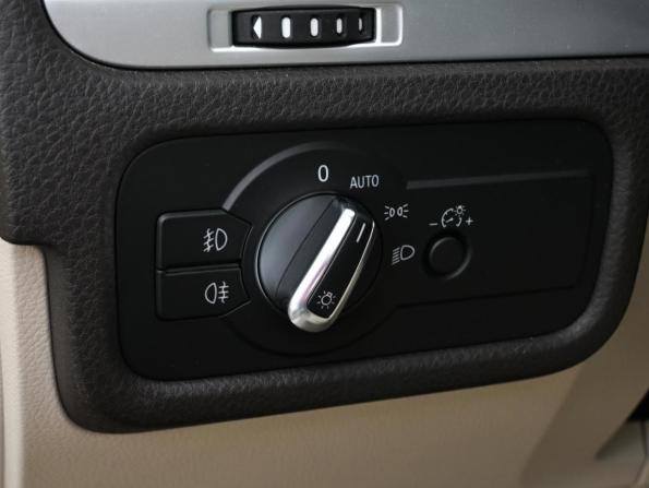 Volkswagen Touareg II с пробегом 2012 года, цена 2 199 000 рублей, 136234 км, внедорожник, Автокод Объявления