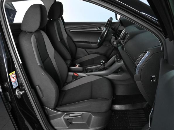 Skoda Karoq I с пробегом 2020 года, цена 2 319 000 рублей, 53675 км, внедорожник, Автокод Объявления