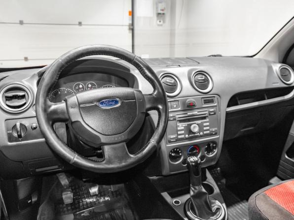 Ford Fusion I Рестайлинг с пробегом 2008 года, цена 418 000 рублей, 234586 км, хэтчбек, Автокод Объявления
