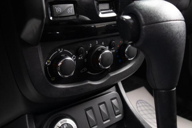 Renault Duster I Рестайлинг с пробегом 2016 года, цена 1 229 000 рублей, 173115 км, внедорожник, Автокод Объявления