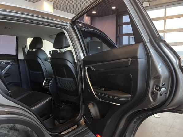 Geely Atlas Pro с пробегом 2023 года, цена 1 600 000 рублей, 130422 км, внедорожник, Автокод Объявления