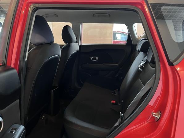 Kia Soul II Рестайлинг с пробегом 2018 года, цена 1 835 000 рублей, 76462 км, хэтчбек, Автокод Объявления
