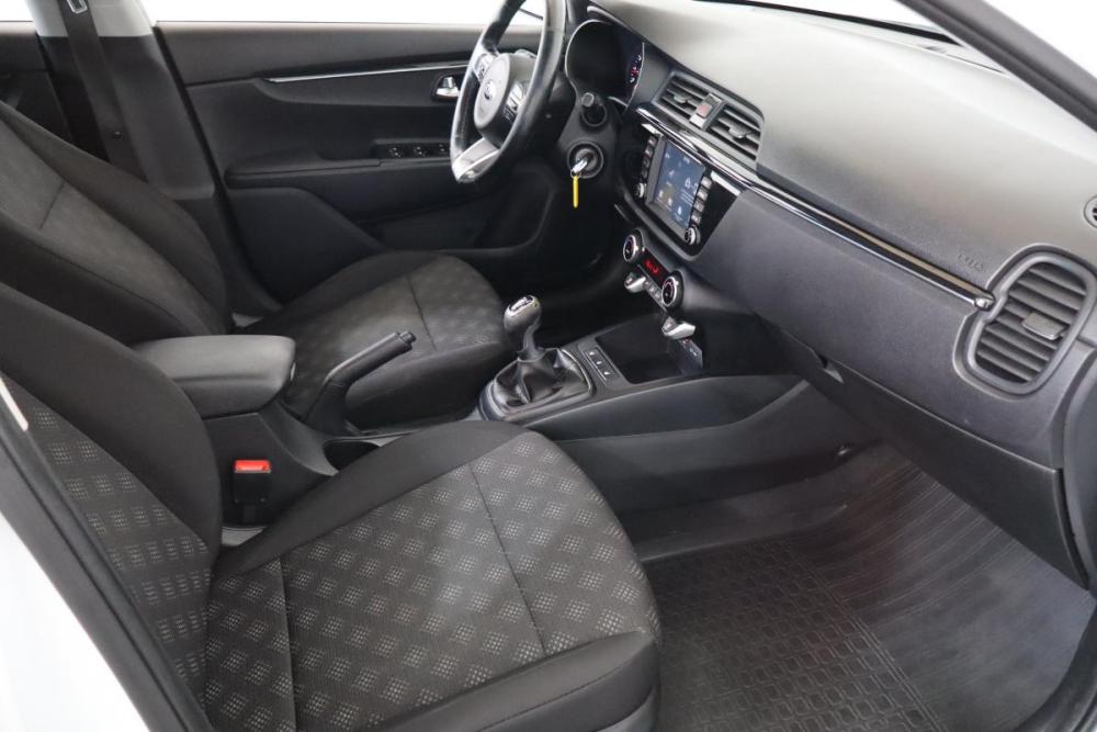 Kia Rio IV Санкт-Петербург  - изображение 11