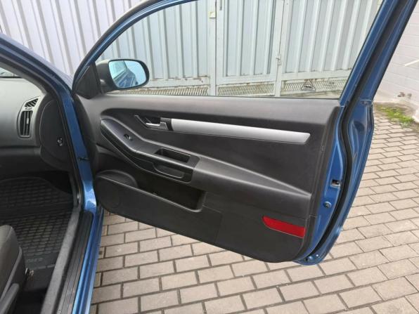 Kia Ceed I с пробегом 2010 года, цена 775 000 рублей, 180428 км, хэтчбек, Автокод Объявления
