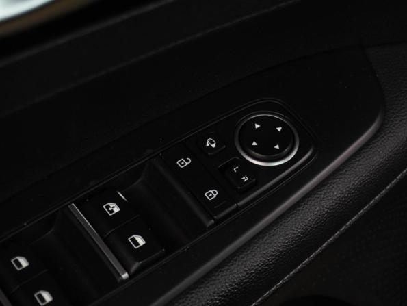 Kia Cerato IV с пробегом 2018 года, цена 1 799 000 рублей, 96131 км, седан, Автокод Объявления