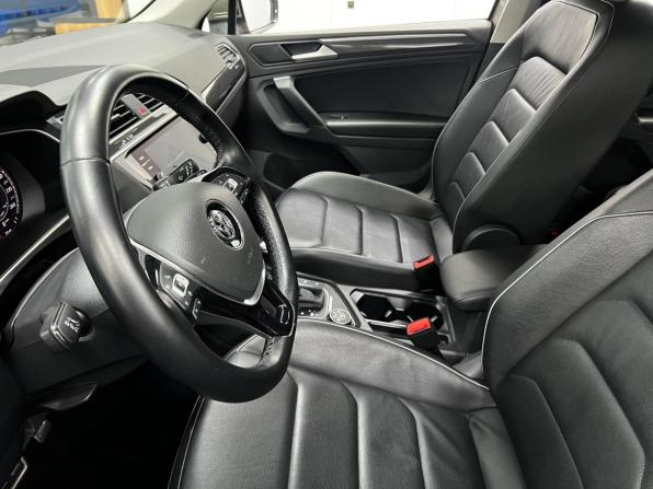 Volkswagen Tiguan II с пробегом 2018 года, цена 2 920 000 рублей, 63418 км, внедорожник, Автокод Объявления
