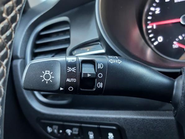 Kia Rio IV с пробегом 2019 года, цена 1 535 000 рублей, 80465 км, хэтчбек, Автокод Объявления