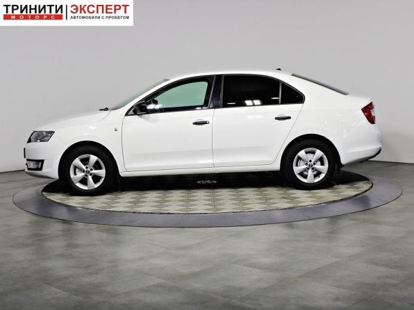 Skoda Rapid I с пробегом 2016 года, цена 1 037 000 рублей, 135713 км, лифтбек, Автокод Объявления