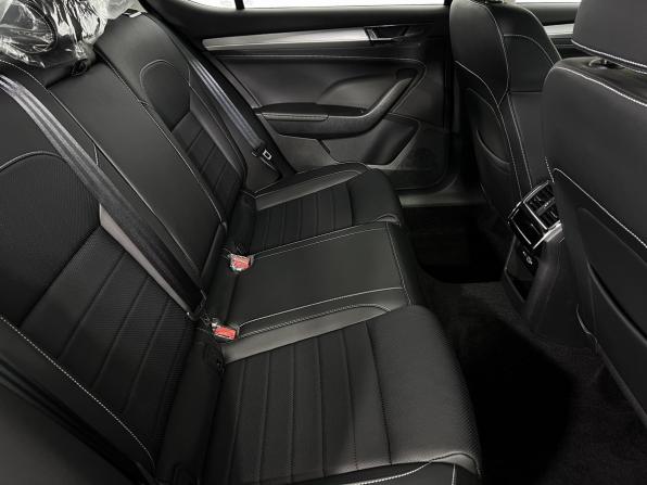 Skoda Superb III Рестайлинг с пробегом 2025 года, цена 3 450 000 рублей, 1543 км, лифтбек, Автокод Объявления