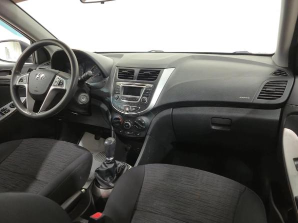 Hyundai Solaris I Рестайлинг с пробегом 2015 года, цена 800 000 рублей, 162097 км, седан, Автокод Объявления