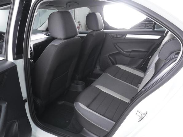 Skoda Rapid I Рестайлинг с пробегом 2019 года, цена 1 480 000 рублей, 79359 км, лифтбек, Автокод Объявления