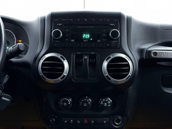Jeep Wrangler III (JK) с пробегом 2012 года, цена 2 649 000 рублей, 148434 км, внедорожник, Автокод Объявления