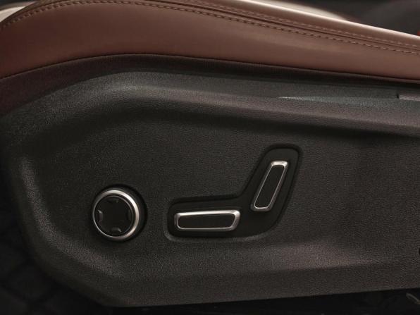 Geely Monjaro I с пробегом 2023 года, цена 3 049 000 рублей, 51400 км, внедорожник, Автокод Объявления
