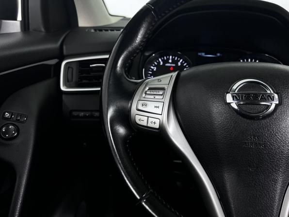 Nissan Qashqai II с пробегом 2015 года, цена 1 650 000 рублей, 81363 км, внедорожник, Автокод Объявления