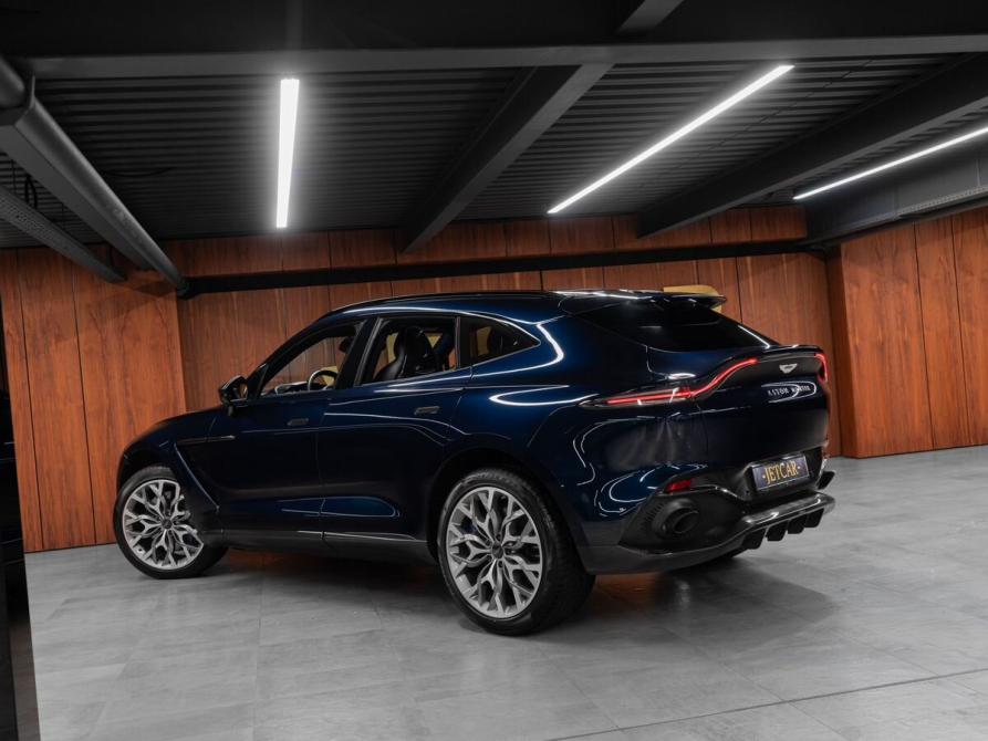 Aston Martin DBX I Москва  - изображение 12