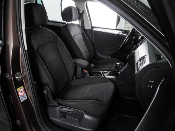 Volkswagen Tiguan II с пробегом 2017 года, цена 2 449 000 рублей, 127484 км, внедорожник, Автокод Объявления