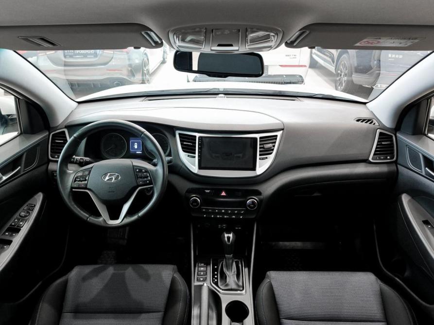 Hyundai Tucson III Казань  - изображение 17