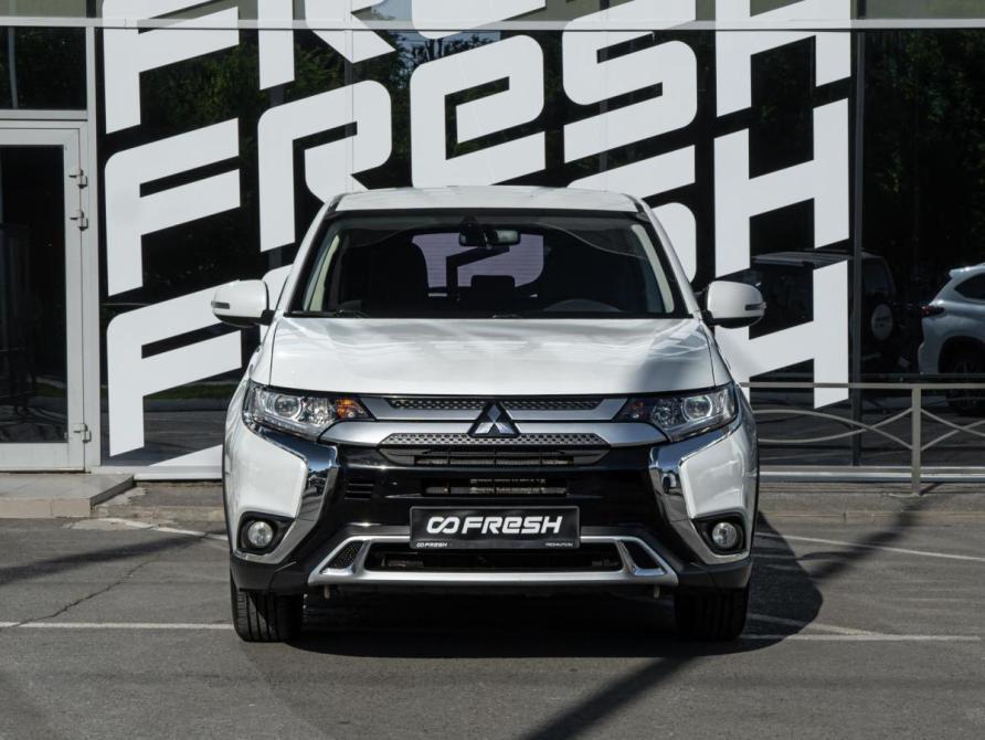 Mitsubishi Outlander III Рестайлинг 3 Волгоград  - изображение 3
