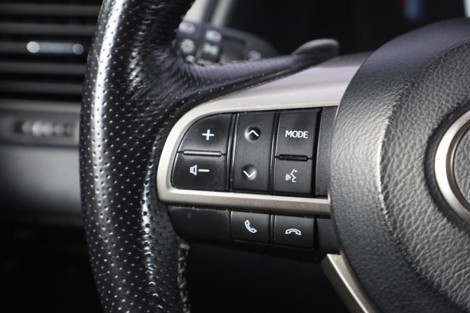 Lexus RX IV с пробегом 2016 года, цена 3 999 000 рублей, 130000 км, внедорожник, Автокод Объявления