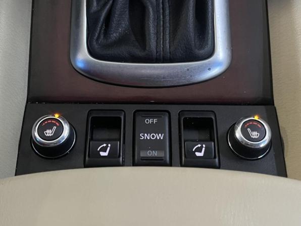 Infiniti QX50 I Рестайлинг с пробегом 2016 года, цена 2 257 000 рублей, 175944 км, внедорожник, Автокод Объявления