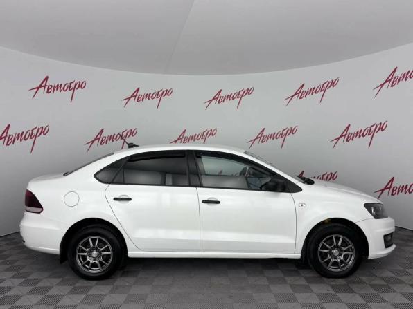Volkswagen Polo V Рестайлинг с пробегом 2018 года, цена 985 000 рублей, 182100 км, седан, Автокод Объявления