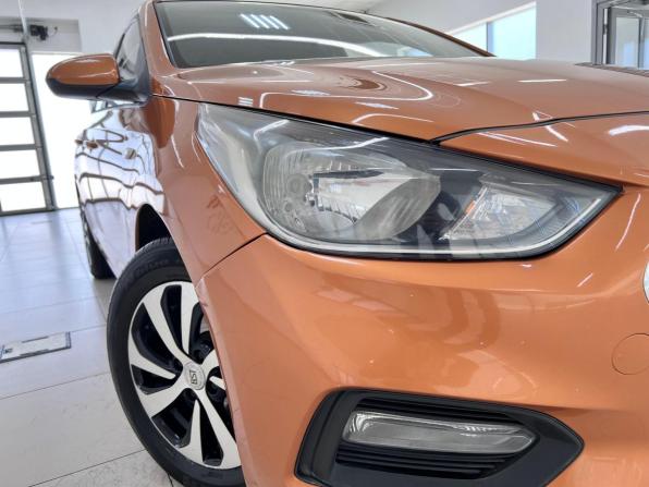 Hyundai Solaris II с пробегом 2018 года, цена 1 310 000 рублей, 153434 км, седан, Автокод Объявления