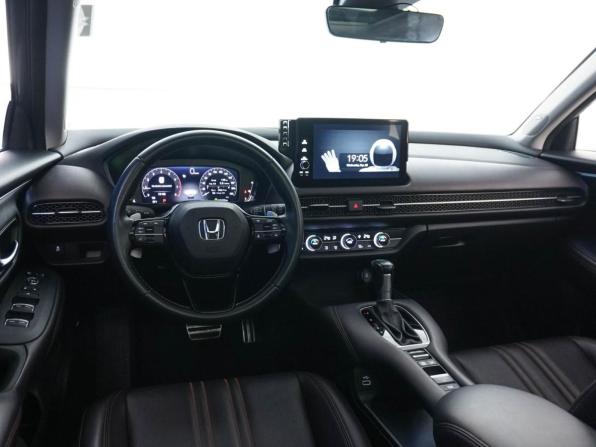 Honda ZR-V с пробегом 2022 года, цена 3 049 066 рублей, 32102 км, внедорожник, Автокод Объявления