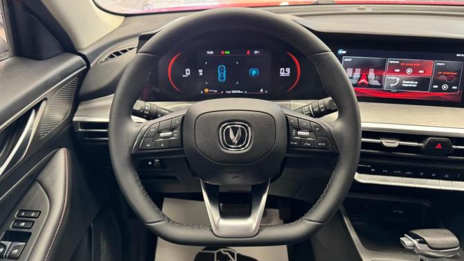 Changan CS35 Plus I Рестайлинг с пробегом 2023 года, цена 1 680 000 рублей, 124110 км, внедорожник, Автокод Объявления