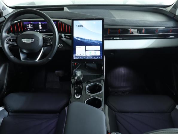 Geely Atlas II с пробегом 2024 года, цена 2 628 000 рублей, 23100 км, внедорожник, Автокод Объявления