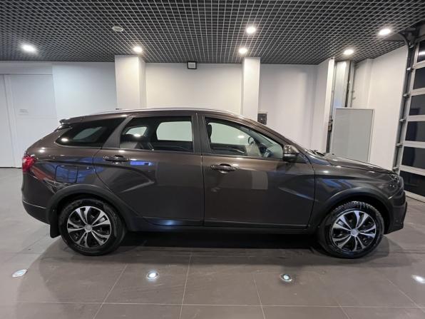 Lada (ВАЗ) Vesta I с пробегом 2018 года, цена 999 000 рублей, 144228 км, универсал, Автокод Объявления