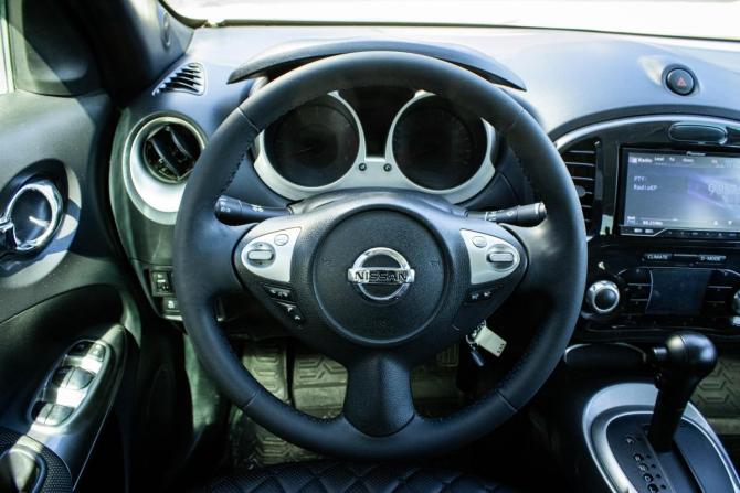 Nissan Juke I с пробегом 2011 года, цена 799 000 рублей, 161124 км, внедорожник, Автокод Объявления