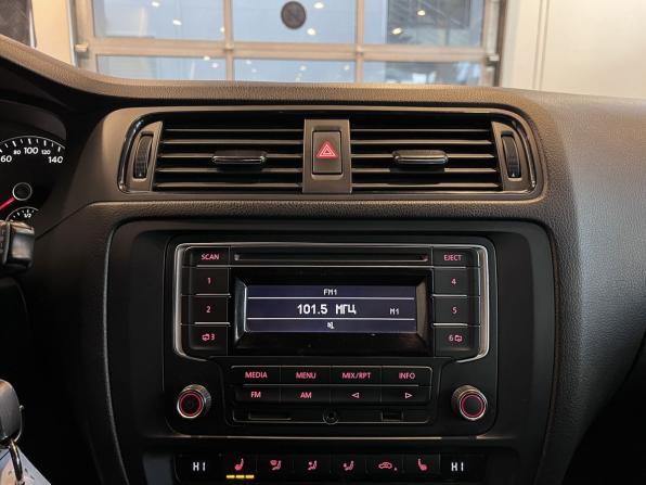 Volkswagen Jetta VI с пробегом 2014 года, цена 980 000 рублей, 107341 км, седан, Автокод Объявления