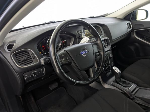 Volvo V40 Cross Country I с пробегом 2013 года, цена 1 251 000 рублей, 180747 км, хэтчбек, Автокод Объявления