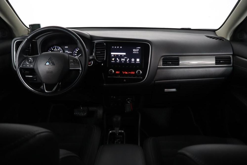 Mitsubishi Outlander III Рестайлинг 3 Санкт-Петербург  - изображение 9