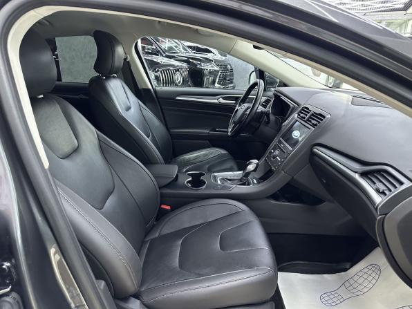 Ford Mondeo V с пробегом 2017 года, цена 1 635 000 рублей, 108938 км, седан, Автокод Объявления