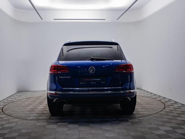 Volkswagen Touareg II Рестайлинг с пробегом 2015 года, цена 2 370 000 рублей, 239349 км, внедорожник, Автокод Объявления