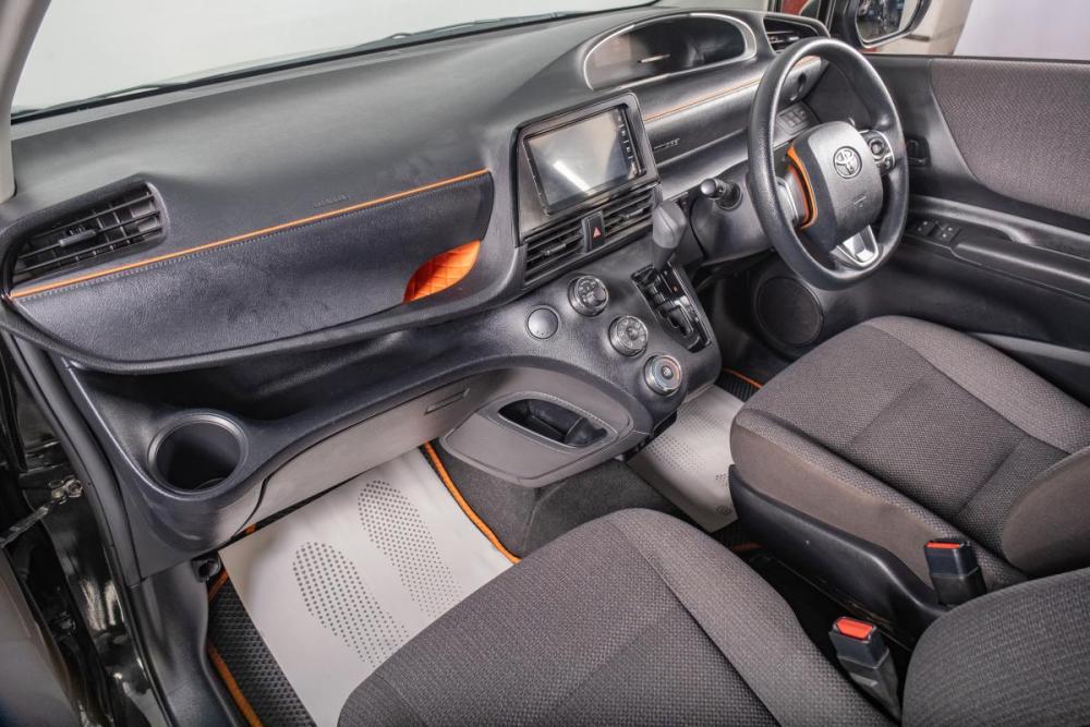 Toyota Sienta II Рестайлинг Томск  - изображение 17