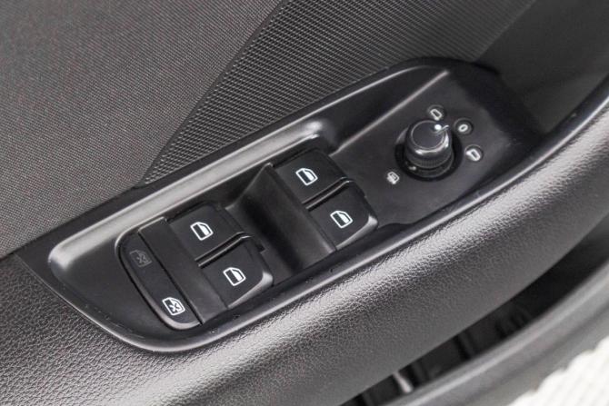 Audi A3 III (8V) с пробегом 2014 года, цена 1 299 000 рублей, 195000 км, седан, Автокод Объявления