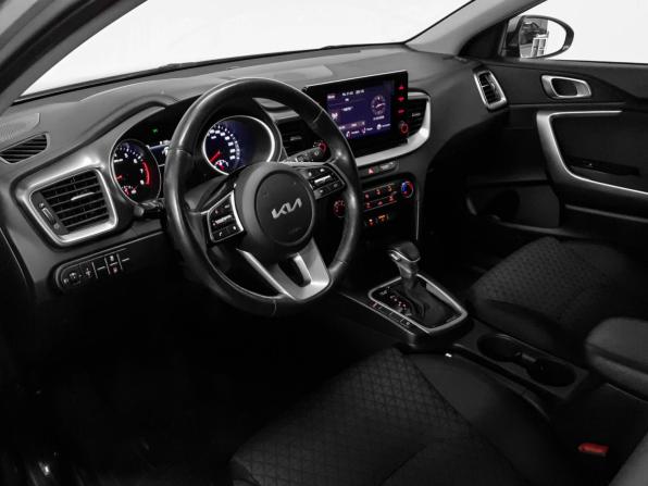 Kia Ceed III Рестайлинг с пробегом 2022 года, цена 1 970 000 рублей, 43258 км, хэтчбек, Автокод Объявления