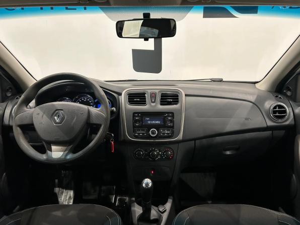 Renault Logan II с пробегом 2017 года, цена 649 000 рублей, 194480 км, седан, Автокод Объявления