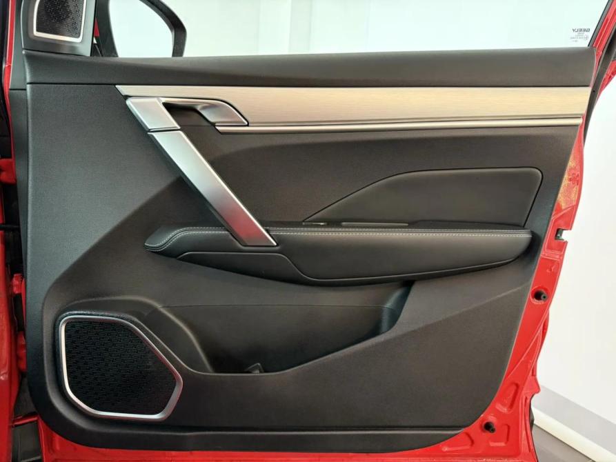 Geely Coolray I Подольск  - изображение 11