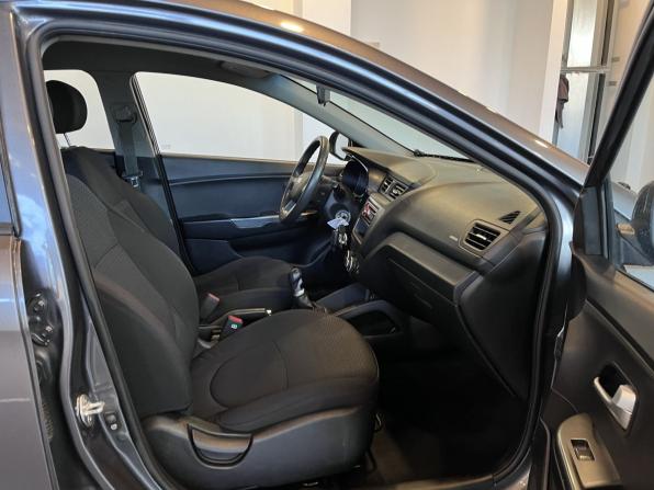 Kia Rio III с пробегом 2012 года, цена 595 000 рублей, 280625 км, седан, Автокод Объявления