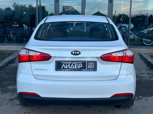 Kia Cerato III с пробегом 2015 года, цена 945 000 рублей, 323061 км, седан, Автокод Объявления