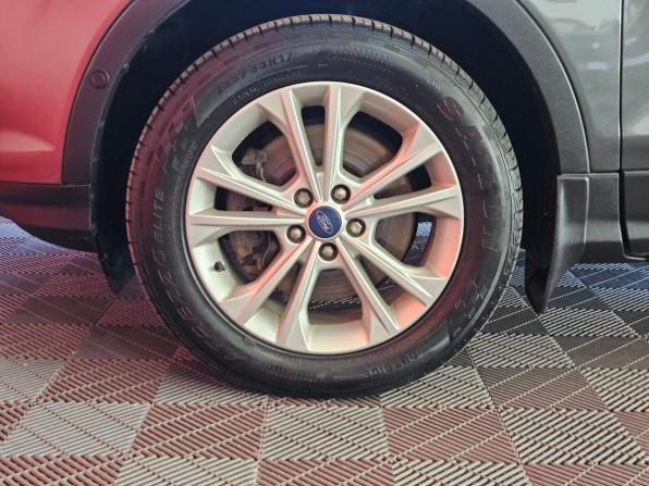 Ford Kuga II Рестайлинг с пробегом 2017 года, цена 1 569 000 рублей, 158532 км, внедорожник, Автокод Объявления