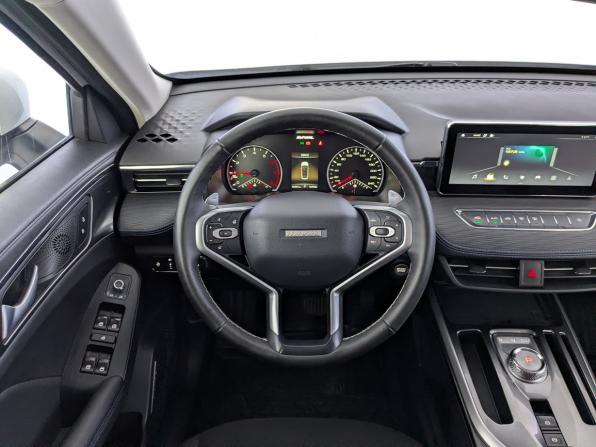 Haval Jolion I с пробегом 2023 года, цена 1 790 000 рублей, 42298 км, внедорожник, Автокод Объявления