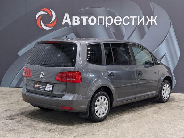 Volkswagen Touran I Рестайлинг 2 с пробегом 2010 года, цена 850 000 рублей, 222680 км, компактвэн, Автокод Объявления