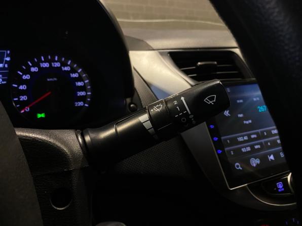 Hyundai Solaris I с пробегом 2013 года, цена 730 000 рублей, 240941 км, седан, Автокод Объявления