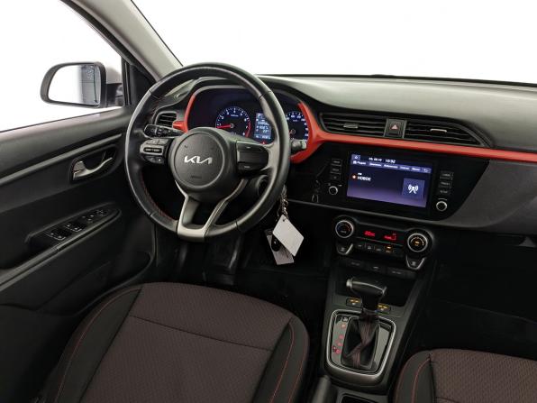 Kia Rio IV Рестайлинг с пробегом 2021 года, цена 1 650 000 рублей, 89200 км, седан, Автокод Объявления