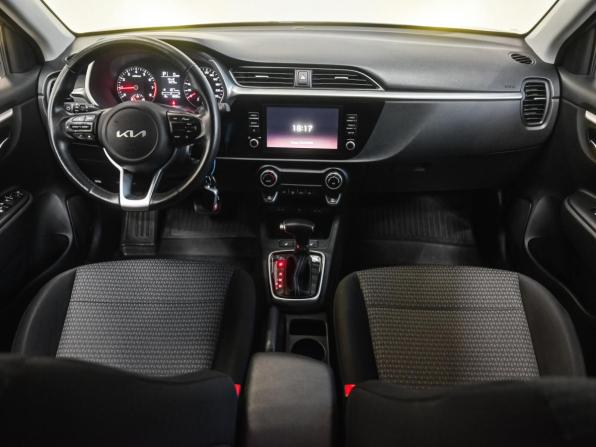 Kia Rio IV Рестайлинг с пробегом 2021 года, цена 2 099 000 рублей, 19692 км, хэтчбек, Автокод Объявления